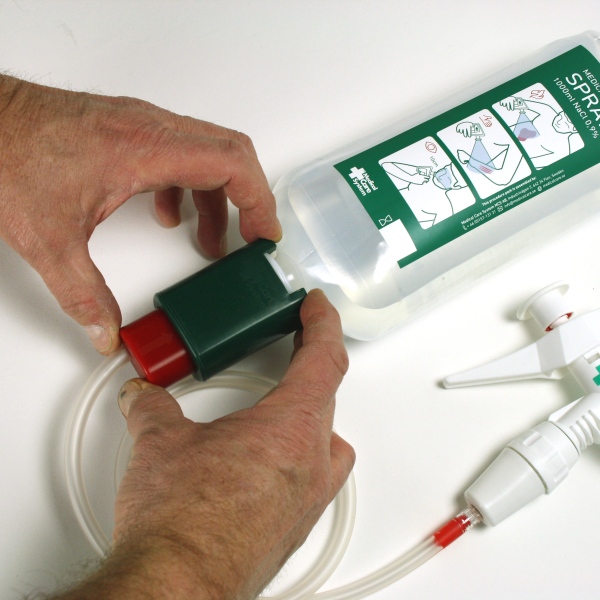 säkerhetstänk skyddslösningar kemiska skador ögon kropp SIEW diphoterine Solution laboratoriebänken sprayförpackning olyckan olycka stänk aggressiva frätande kemikalier